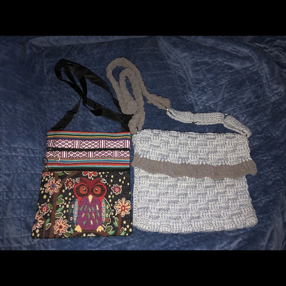 2 crossbody bags